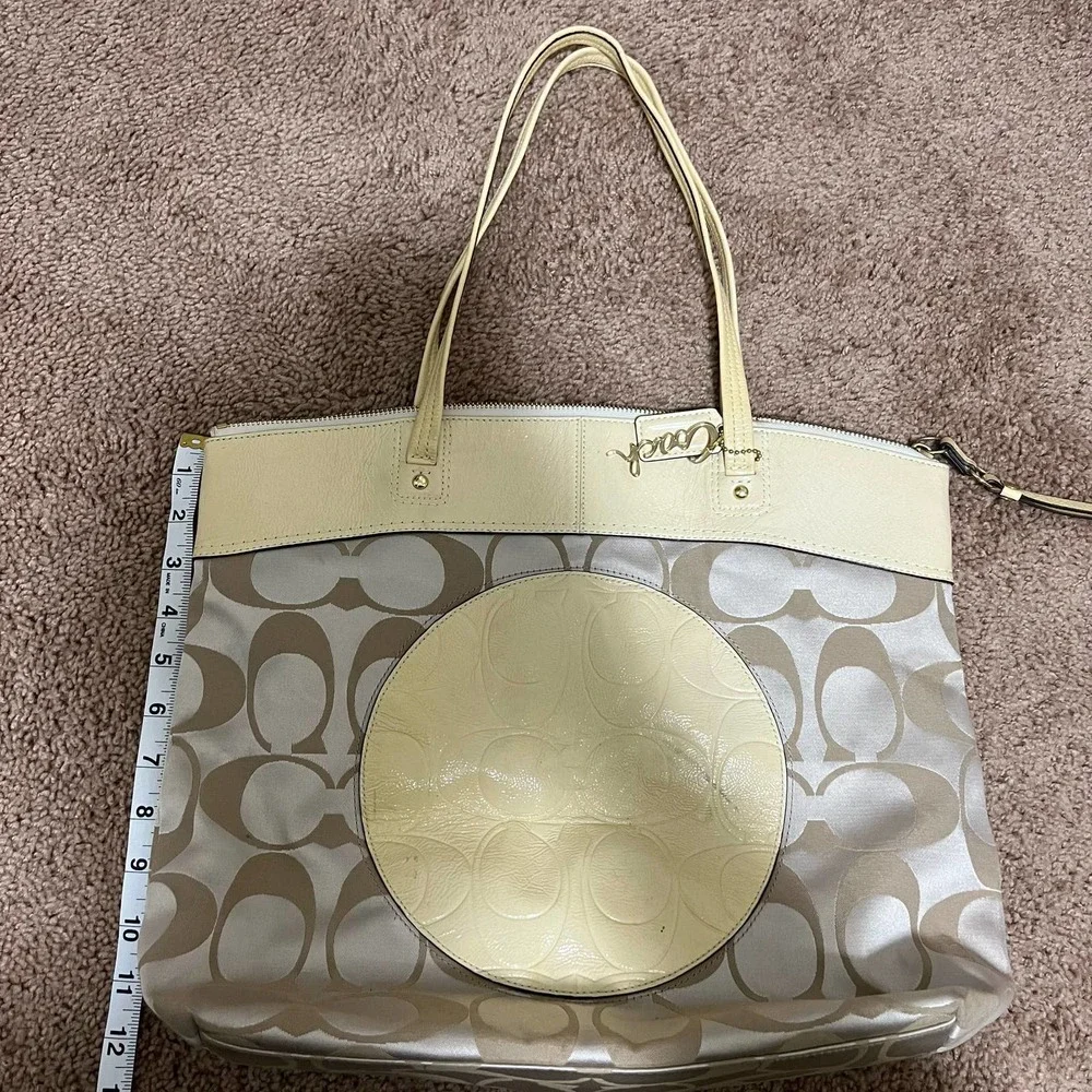 Coach Laura‎ Signature Large Tote Bag